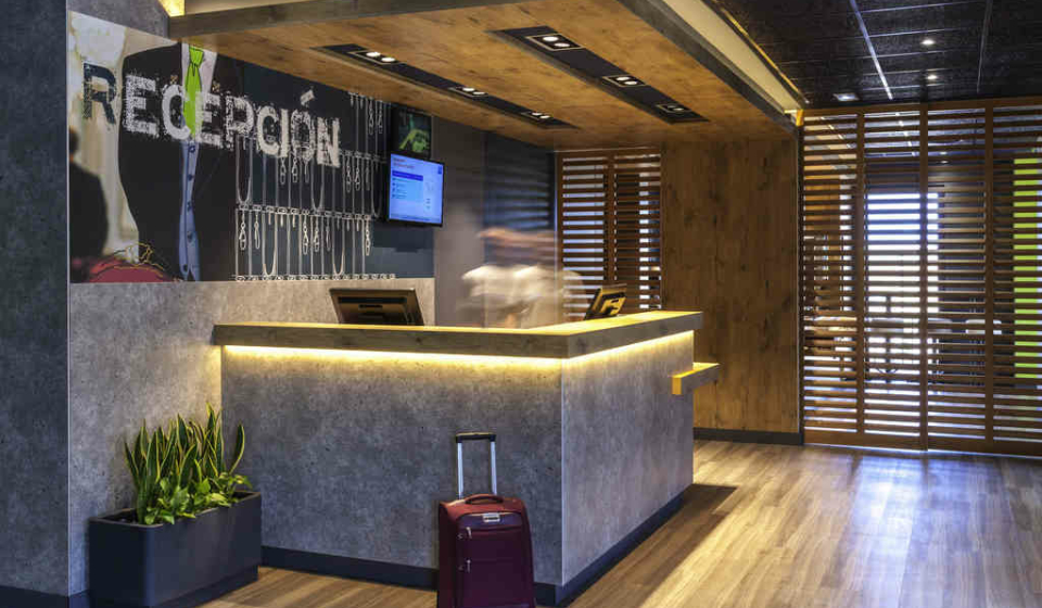 http://www.accorhotels.com/6614